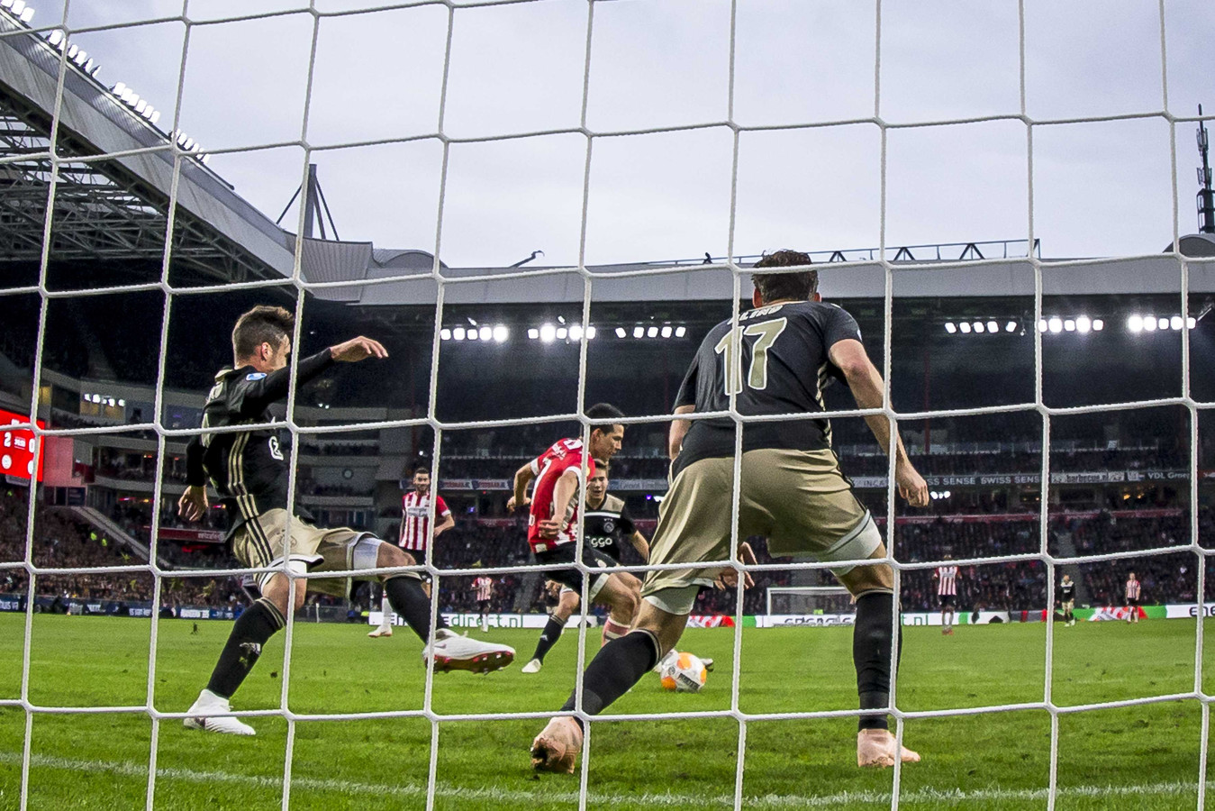 De 3-0 van Hirvin Lozano.