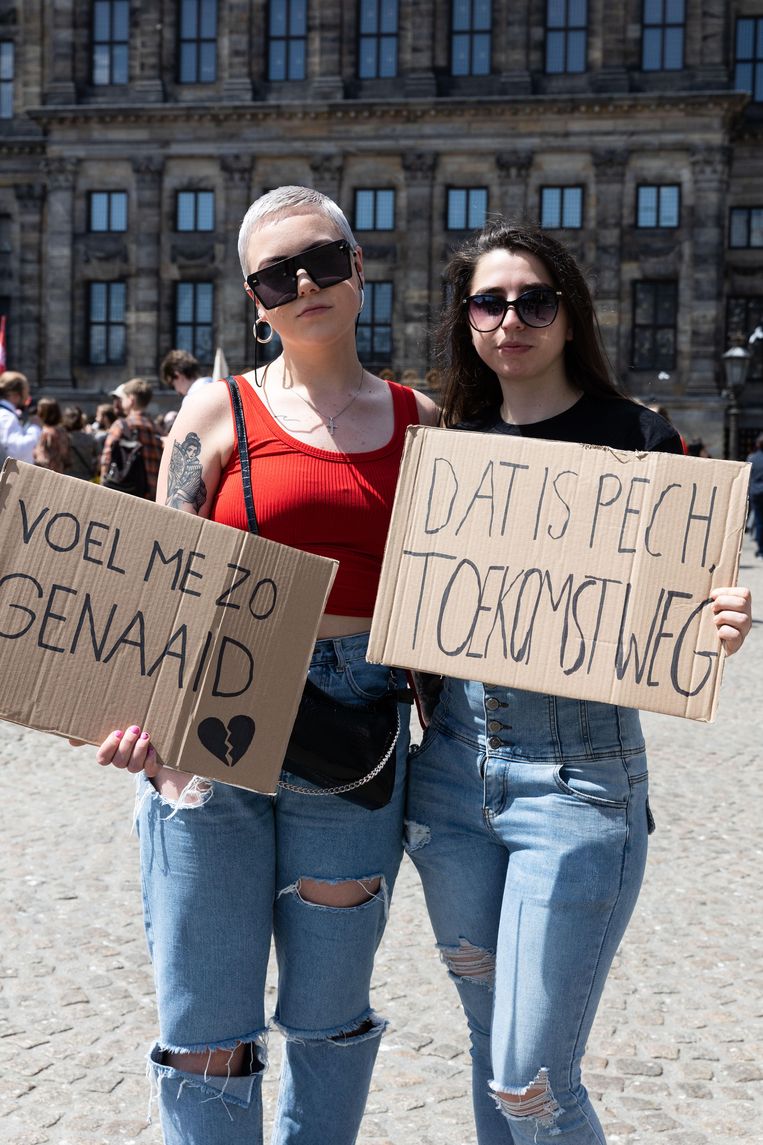 Daan van der Meer (l): 'Je hoort oudere generaties altijd zeggen: studeren is de leukste tijd van je leven. Makkelijk praten.' Beeld Daphne Lucker