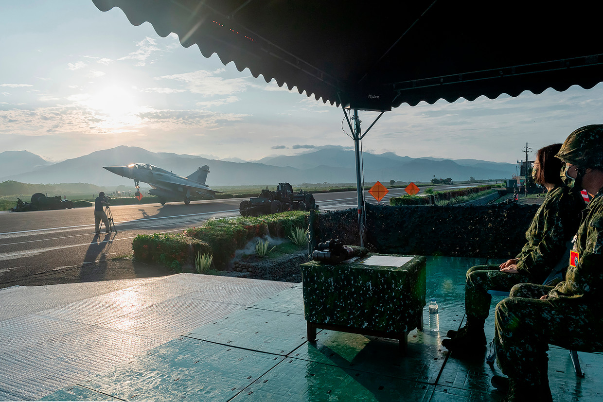 Military training on Taiwan.  Image AP