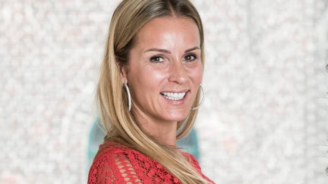 “Voor altijd mijn grote zus”: ex-Miss België Joke Van de Velde (42) verliest plots oudere zus Belinda (55)