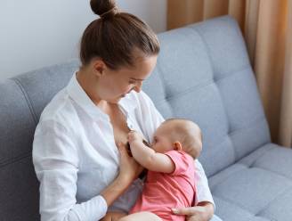 70 procent moeders stopt vroegtijdig met borstvoeding: ‘Bevat precies de antistoffen die een baby nodig heeft’