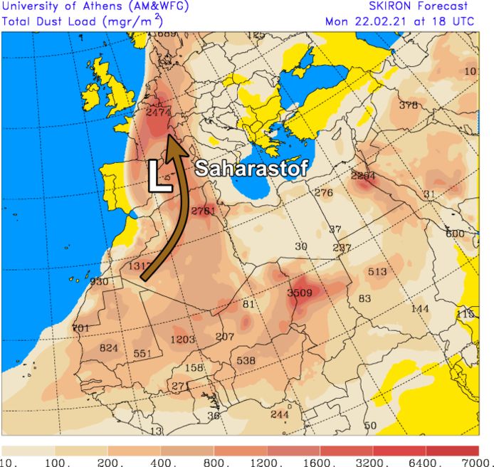 Een grote portie Saharastof bereikt maandag de Benelux.