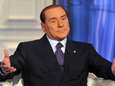Berlusconi réduit l'écart entre droite et gauche