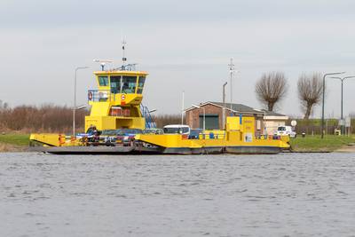 Voortaan betalen voor het veer over de Bergsche Maas? De reacties gaan van ‘eigenlijk normaal’ tot ‘