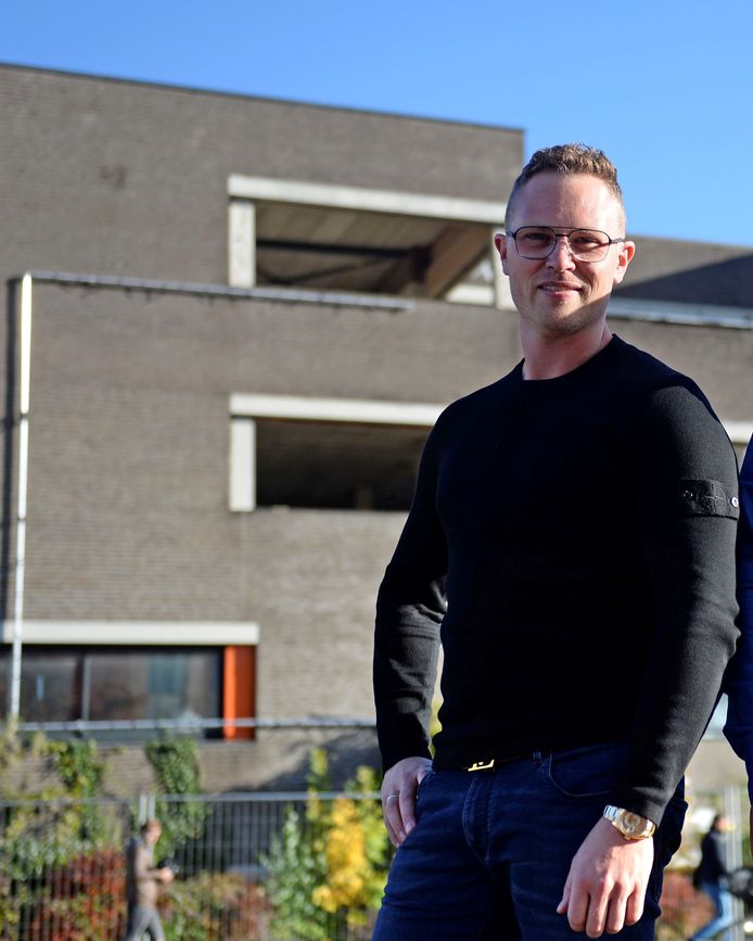 Met het startkapitaal van de koeien kocht Axel zijn eerste woning, nu