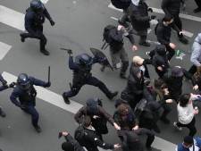 “Glissement autoritaire de l’État”: des ONG dénoncent la violence policière lors des manifestations en France