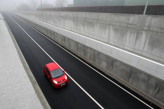 In Eeklo zijn alle kruispunten op de N49 al weggewerkt. Vorig jaar werd onder het kruispunt aan de verbrandingsoven een nieuwe tunnel gestoken.