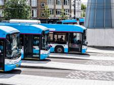 Breng zet in Arnhem extra nachtbussen in om feestvierders na Koningsnacht thuis te brengen