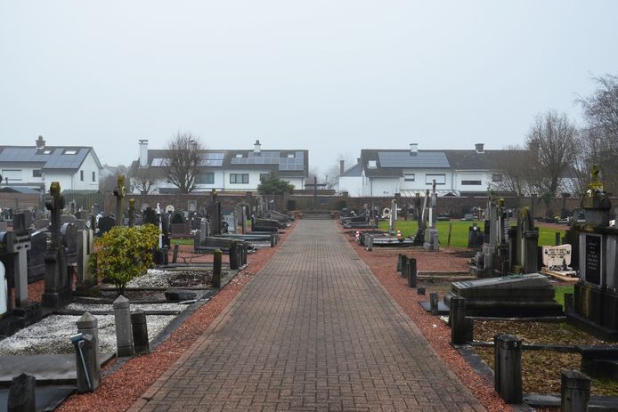 De begraafplaats van Iddergem.