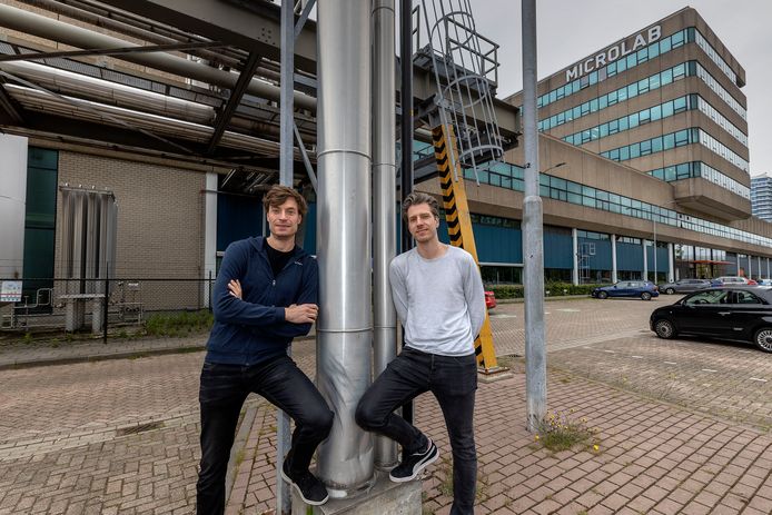 Luuk Visser (l) en Rik Visser van Microlab