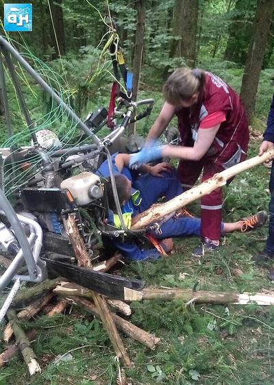 Heeft paraglider Ivan 's werelds grootste splinter in zijn schouder?