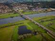 De Rijnbrug bij Rhenen: de verbreding lijkt niet in gevaar.