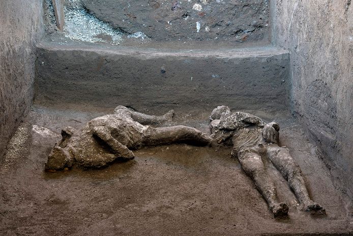 De twee mannen werden gevonden tijdens recente opgravingen van een villa in Civita Giuliana in de buitenwijken van Pompeï.