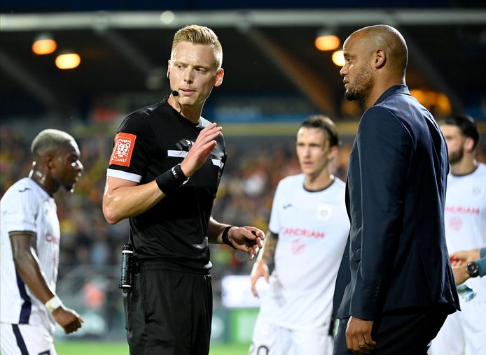 Vincent Kompany met Lothar D'Hondt.