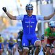 Kittel sprint ondanks valpartij naar zege in ochtendrit, Gilbert behoudt leiderstrui