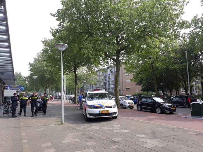 Man neergestoken