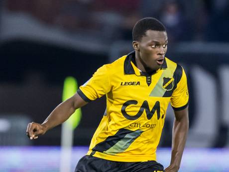Vreven blij met Agyepong: 'Zie niet snel een speler die aangeeft niet klaar te zijn voor een wedstrijd'