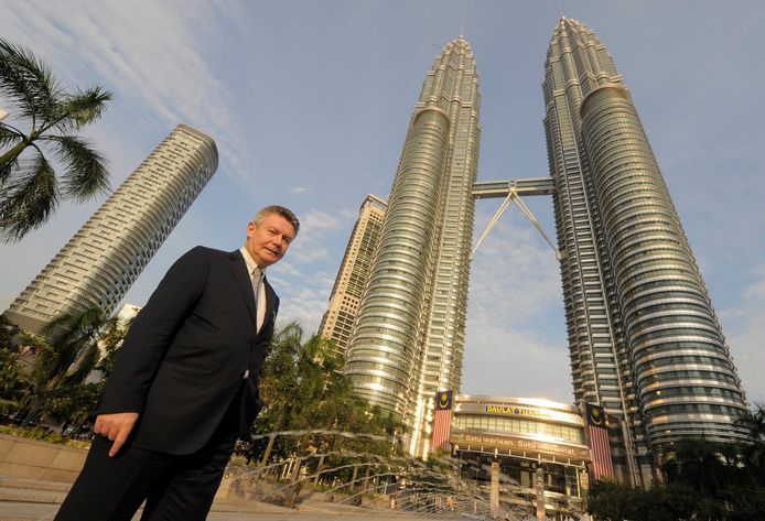 In 2008 poseerde voormalig minister van Buitenlandse zaken Karel De Gucht bij de Twin Towers.