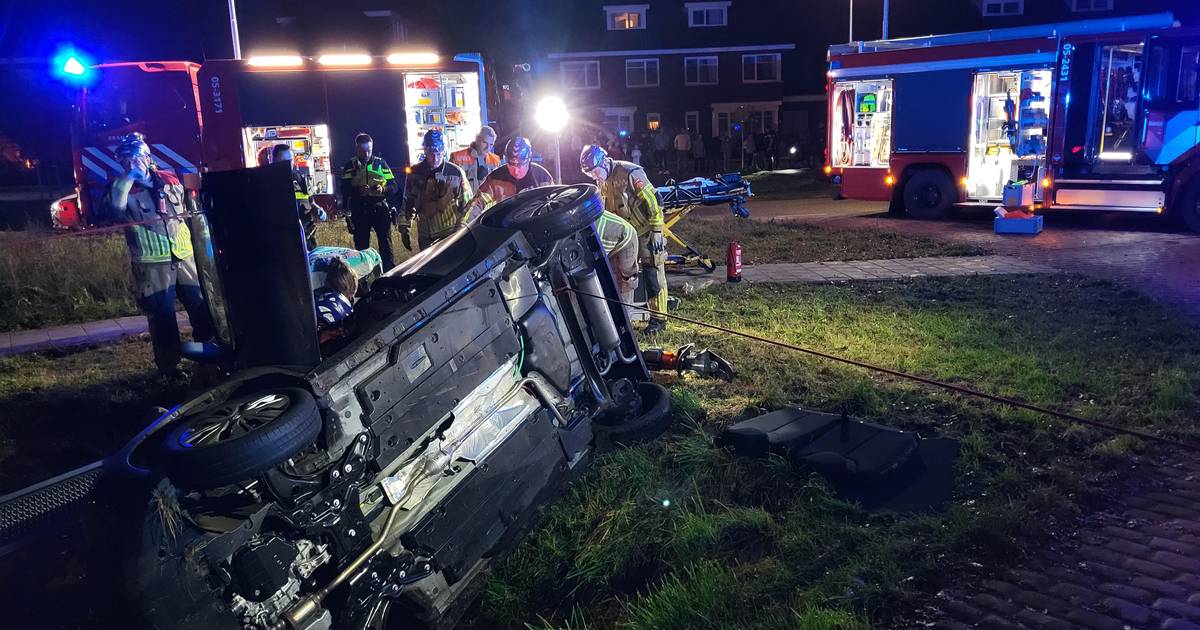 Een gewonde bij eenzijdig ongeval op Vermolenweg in Geesteren.