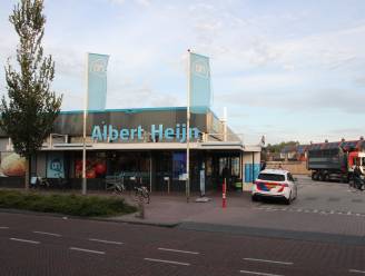 Almeloër (19) gearresteerd op verdenking van overval met mes op supermarkt aan Nieuwstraat