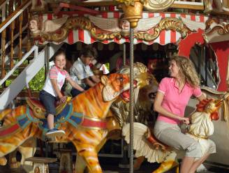 Filosoof Stine Jensen: Kind op een paard in draaimolen denkt echt niet: ‘hèhè, ik ben nu lekker de baas’