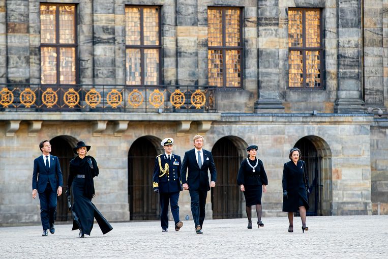 Nationale Dodenherdenking 2020 vanaf een lege Dam in Amsterdam.
 Beeld Brunopress