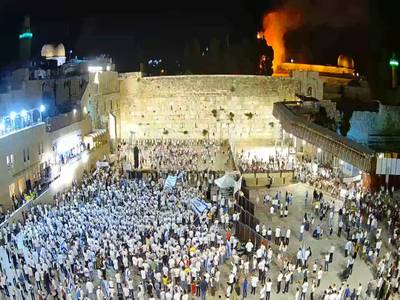 Un important incendie se déclare dans l'enceinte de l'Esplanade des Mosquées à Jérusalem