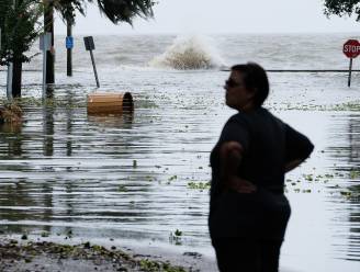 Barry gaat als tropische storm aan land in Louisiana: NHC waarschuwt voor hevige regenval