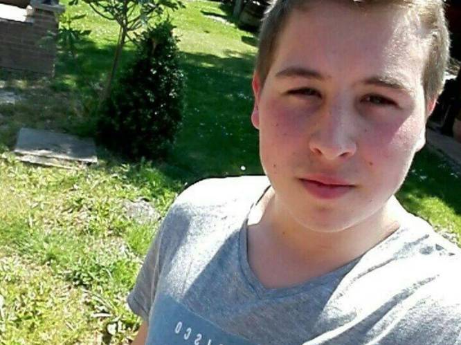 Vrienden van jongen (19) die burgemeester Moeskroen vermoordde: "Niet de Nathan die wij kennen"