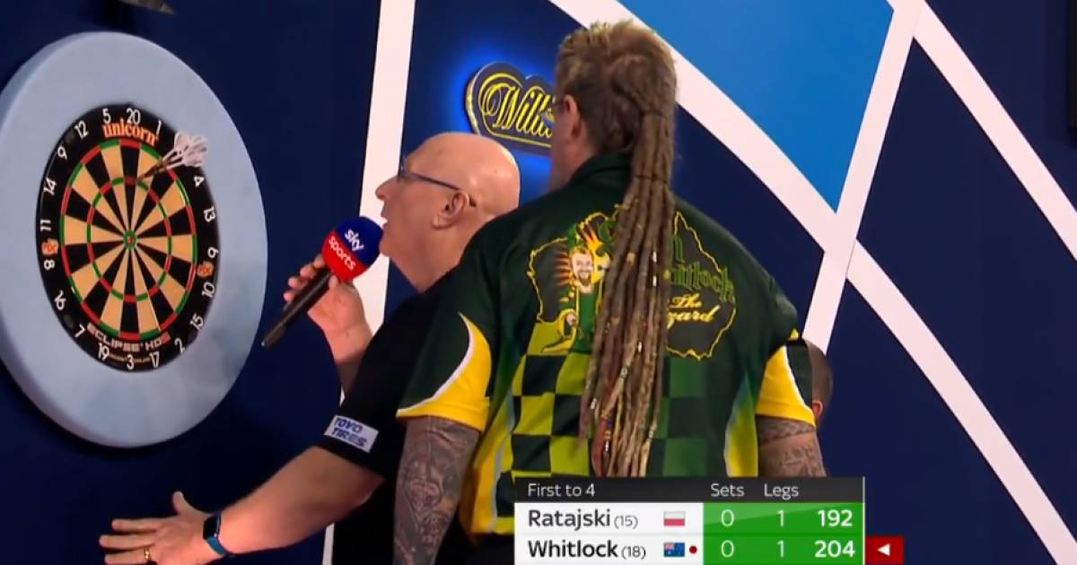 "One Hundred and Eighty!": Caller roept op WK darts om maximumscore, maar er is geen sprake van ...