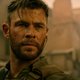 ‘Extraction’: volop brutaal geweld en Chris Hemsworth die ‘Rrraaahh!’, ‘Aaarrrh!’ en ‘Grrrrr!’ gromt