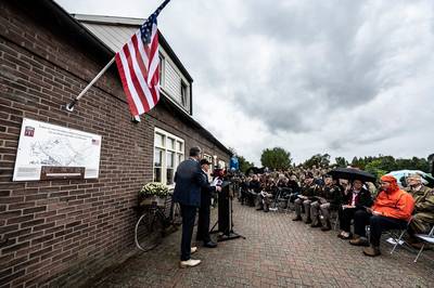 Vergeten Amerikaanse bevrijder Romeo Hamel sneuvelde in Erlecom maar keert nu terug op plaquette