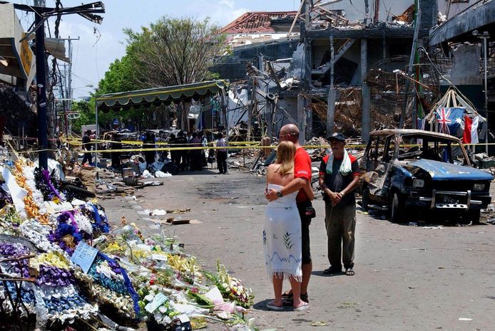 Ruïne na de aanslag op Bali in 2002.