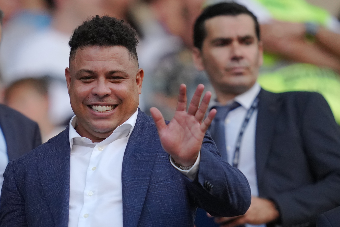 Gerald Vanenburg stuurde Mo Ihattaren foto’s van te dikke Ronaldo: ‘Zo ...