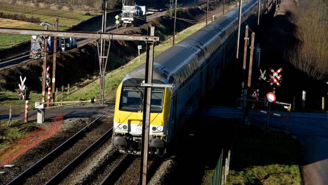 Ook dit weekend geen treinen tussen Gent en Brugge, NMBS legt vervangbussen in