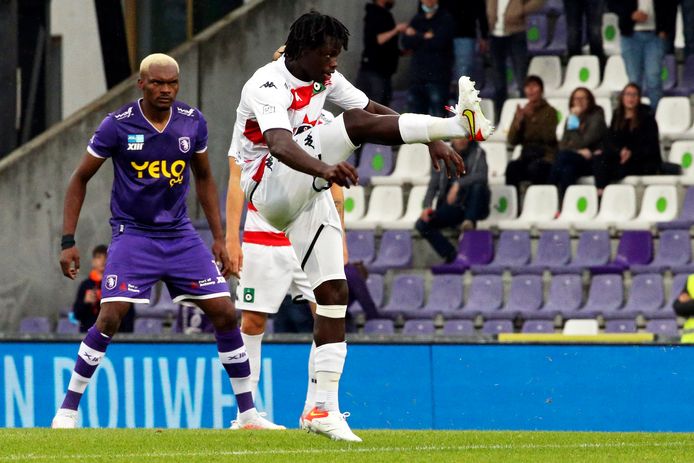 Leonardo Da Silva Lopes verving Hannes Van der Bruggen vandaag.