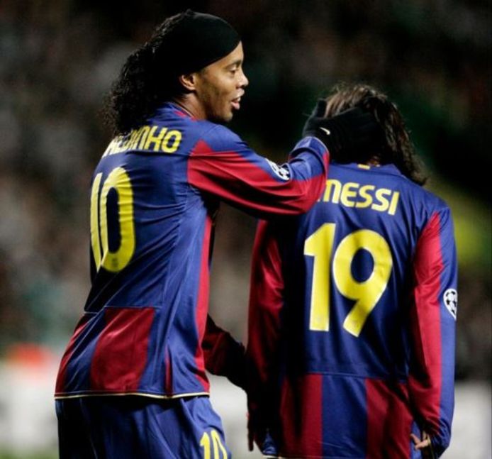 Februari 2008: Messi en Ronaldinho maken grote sier met FC Barcelona in een Champions League-match op Celtic.