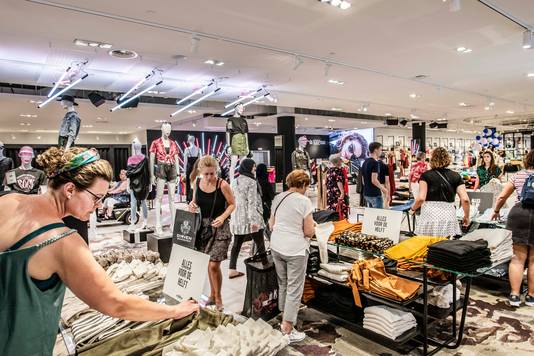 De KOOPman open in pand Hudson s Bay niet slechts voor een jaar We willen in Tilburg blijven Tilburg e.o. bd