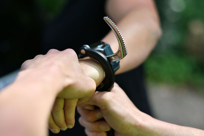 Ter illustratie: de politie in Zeewolde heeft donderdagochtend twee mannen (23 en 18 jaar) gearresteerd op verdenking van afpersing.