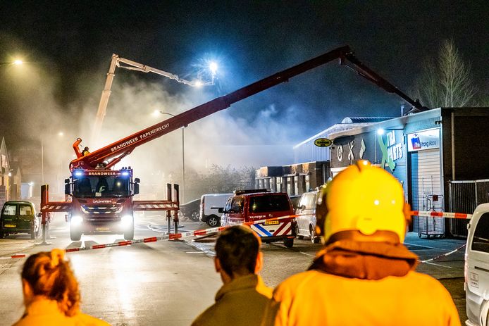 Bij de brand aan de Daltonstraat kwam vooral veel rook vrij.