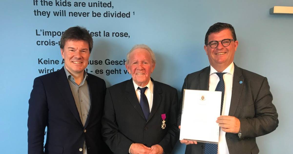 Jimmy Frey is voortaan ridder | Showbizz | hln.be