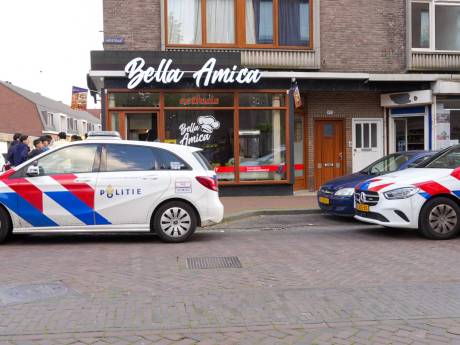 Man in gezicht gestoken bij ruzie in Helmond, politie start zoekactie naar dader 