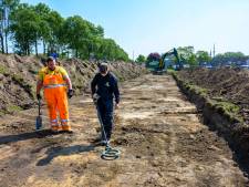 Speuren naar bommen en granaten uit WO2 in Langeweg: ‘Verwachten wel granaten te vinden’