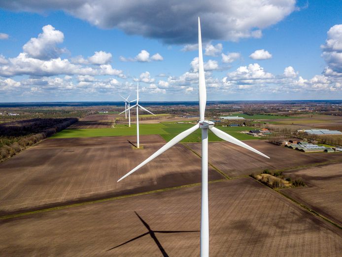 Er was groot verzet in De Rips en Elsendorp tegen het plan om windmolens te plaatsen tussen beide dorpen.