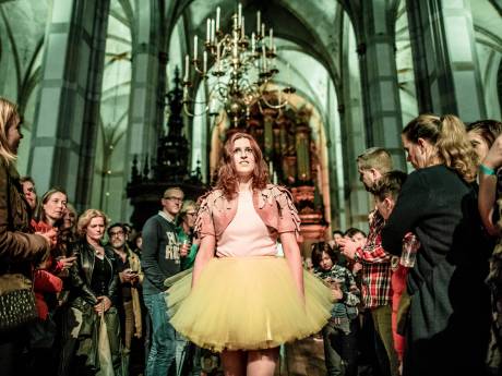 Volle kerk voor kick-off De Wilde Deerne in Zwolle
