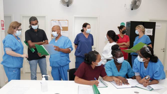 Toen Covid hier beter onder controle was, gingen deze artsen naar Suriname: ‘We geven alles’