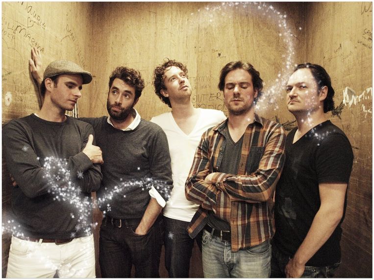 Martijn Hillenius, Steef Hupkes, Niels van der Laan, Henry van Loon, Jeroen Woe van Stanley en de Menzo's. Beeld Nina de la Croix