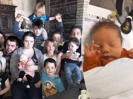 Gwenny en Marino verwelkomen dertiende kindje, allemaal hebben ze naam met letters A, L, E en X