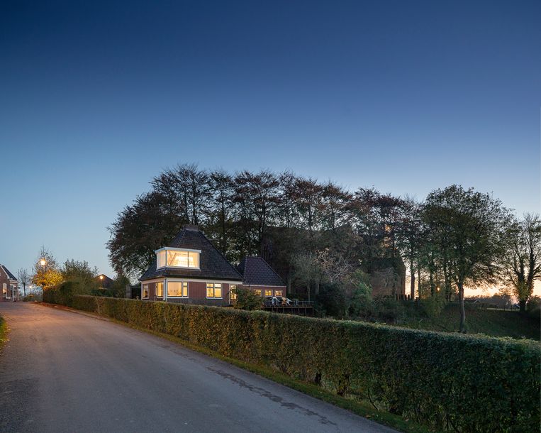Gescheurd, verzakt, herrezen: hoe een Gronings huis een nieuw leven kreeg - Volkskrant