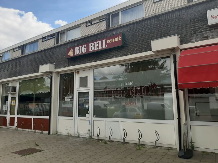 Eetcafé Big Bell in Zwijndrecht is sinds de steekpartij van januari gesloten.
